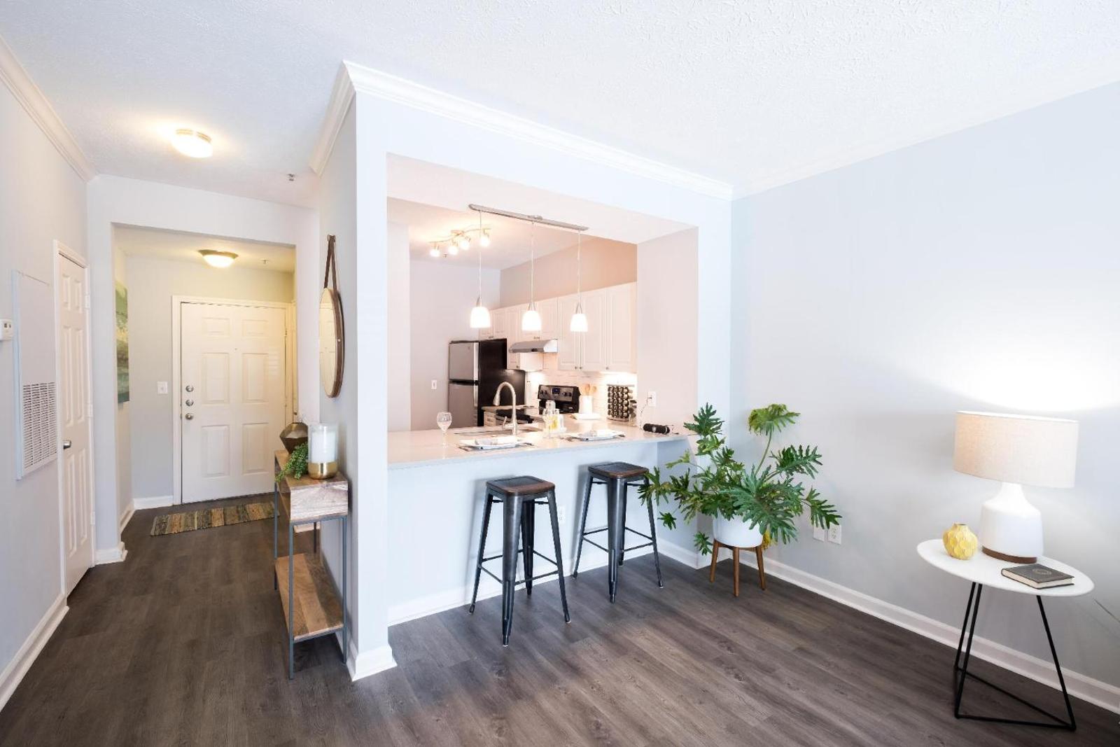West Hollywood 30 Day Rentals Main image 2